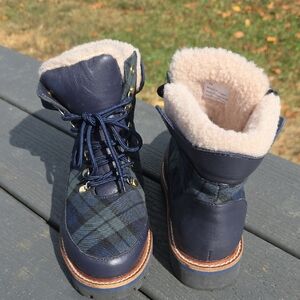 Talbots Navy Plaid Boots Woman 8
